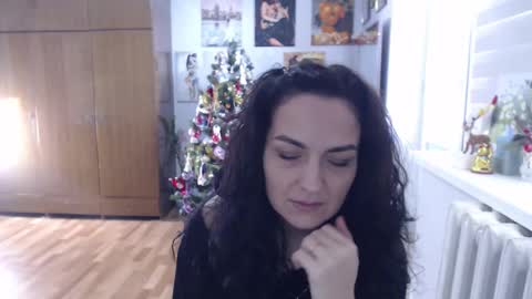 Snapshot of alexismillers chatting on 01.11.26 AlexisMillers online show from 01.11.26