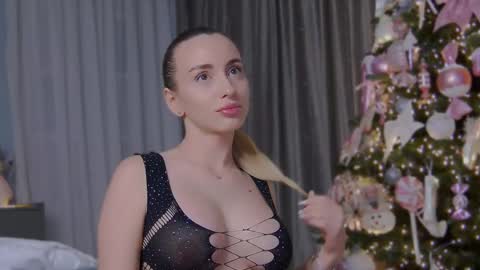 Alexis online show from 12.20.25