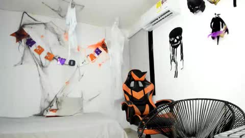 ALEXJ BLACK online show from 11.11.25