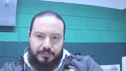 Snapshot of alextambet chatting on 12.02.25 alextambet online show from 12.02.25