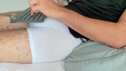 Snapshot of alextwunkk chatting on 12.13.25 Alex online show from 12.13.25