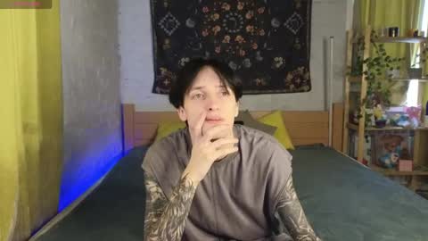 Snapshot of alexxone_ chatting on 03.18.26 Alex online show from 03.18.26