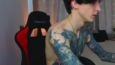 Snapshot of alexxone_ chatting on 04.06.26 Alex online show from 04.06.26