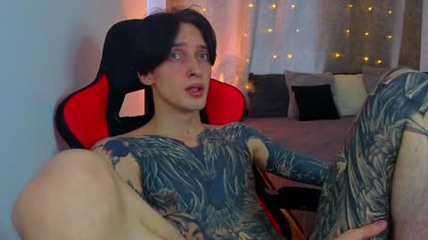 Snapshot of alexxone_ chatting on 04.13.26 Alex online show from 04.13.26