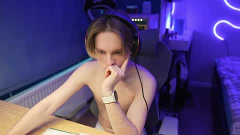 Alexycutie online show from 04.26.26