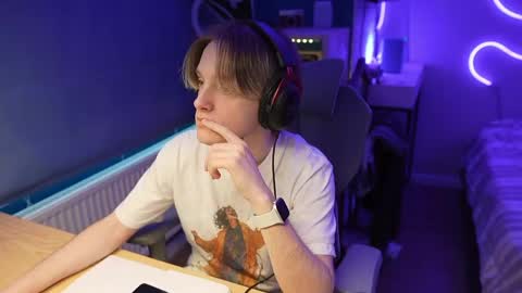 Alexycutie online show from 04.28.26