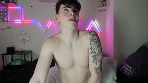 Snapshot of alfiegreenxxx chatting on 06.12.26 Alfie Green online show from 06.12.26