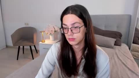 Alfreda online show from 09.21.25