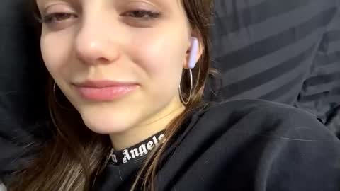 Snapshot of alfrediamordino chatting on 11.23.25 Alice online show from 11.23.25