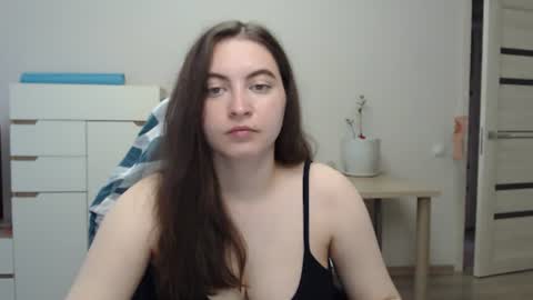 Snapshot of alice_________________________ chatting on 06.20.26 Alice online show from 06.20.26