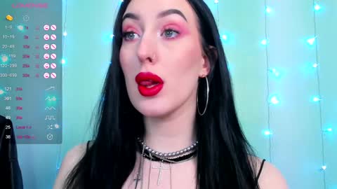 Snapshot of alice___mistress chatting on 01.06.25 Miss Alice online show from 01.06.25