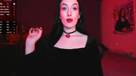 Snapshot of alice___mistress chatting on 01.31.25 Miss Alice online show from 01.31.25