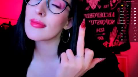 Snapshot of alice___mistress chatting on 10.01.25 Miss Alice online show from 10.01.25