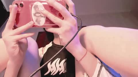 Alice Aris online show from 01.30.25