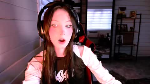 Alice Aris online show from 02.25.25