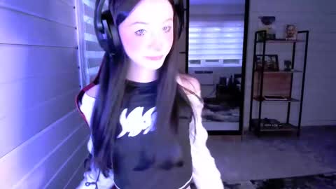 Alice Aris online show from 02.26.25