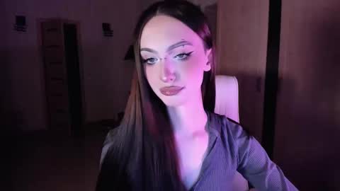 Alice Aris online show from 10.02.25