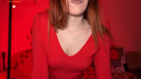 Snapshot of alice__madness chatting on 12.01.25 Alice online show from 12.01.25