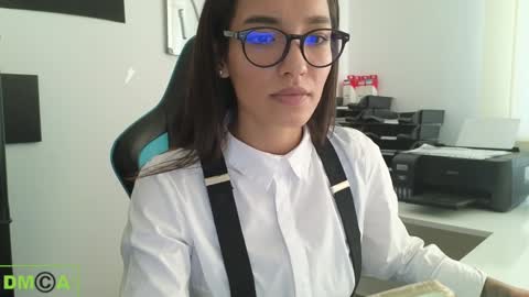 A R Y A  T I A online show from 01.06.25