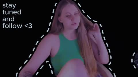 Snapshot of alice_dreamgirl_ chatting on 02.19.25 Alice 3 online show from 02.19.25