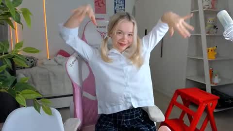 Alichery online show from 12.17.25