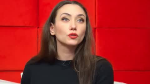 AliceMunro online show from 02.12.25