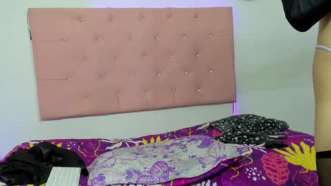 Snapshot of alice_oceans chatting on 12.05.24 Alice Oceans.  online show from 12.05.24