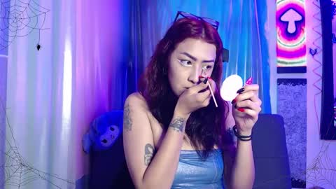      online show from 10.04.25