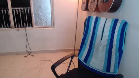 Alicia Aldara online show from 11.05.25