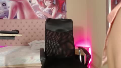 Sofia online show from 02.20.25