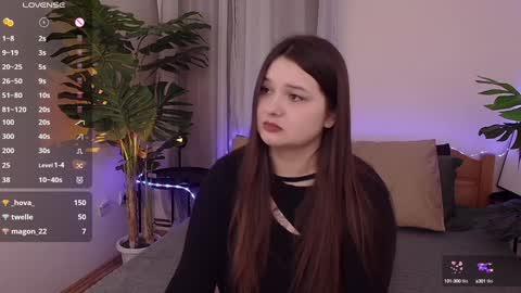 Snapshot of alice_walters chatting on 12.10.24 Alice online show from 12.10.24