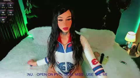 Snapshot of alicebby_bigcock19 chatting on 05.19.26 Alice online show from 05.19.26