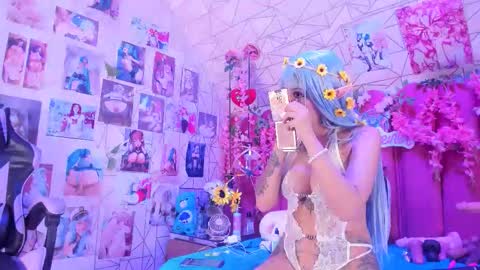 Snapshot of alicebenett_ chatting on 02.02.26 online show from 02.02.26