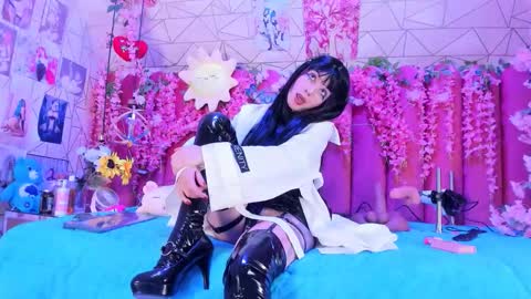 Snapshot of alicebenett_ chatting on 02.06.26 online show from 02.06.26