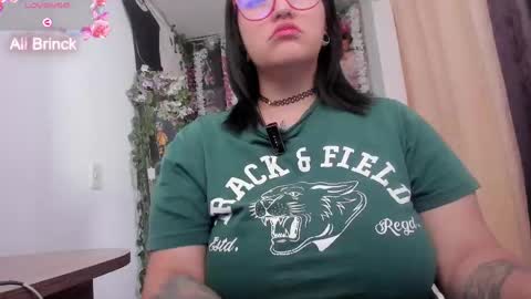 Snapshot of alicebrinck chatting on 02.21.25 Alice Brinck online show from 02.21.25