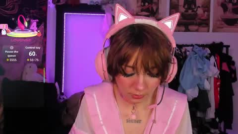 Snapshot of alicedang3r chatting on 04.23.26 Alice online show from 04.23.26