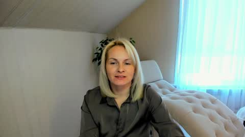 Snapshot of alicee__grace chatting on 12.19.24 Alicee online show from 12.19.24