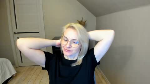 Snapshot of alicee__grace chatting on 02.27.25 Alicee online show from 02.27.25