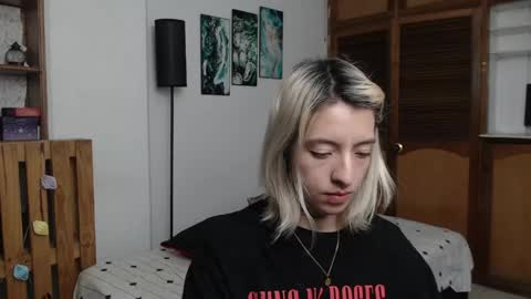 alicee_logan_ online show from 05.30.26