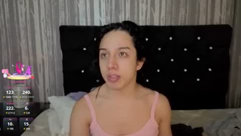 alicee_moonn online show from 07.12.26