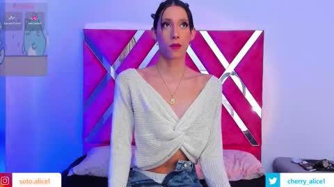 Snapshot of alicee_salvatore chatting on 12.21.25 Alice Salvatore online show from 12.21.25