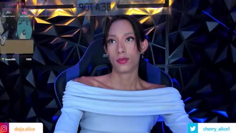 Snapshot of alicee_salvatore chatting on 02.10.26 Alice Salvatore online show from 02.10.26