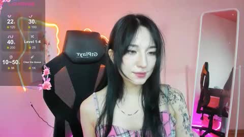 Snapshot of aliceeinwonderlanddd chatting on 02.21.26 Alice online show from 02.21.26