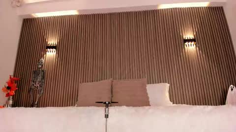 Snapshot of alicehanz_ chatting on 10.26.25 Alice online show from 10.26.25