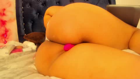 Snapshot of alicehott_05 chatting on 01.30.25 alicehott_05 online show from 01.30.25