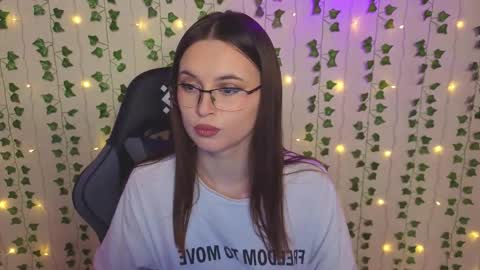 Snapshot of aliceimonta chatting on 02.22.26 aliceimonta online show from 02.22.26