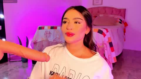  ALICEKIING online show from 10.18.25