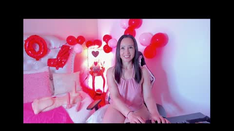 Snapshot of alicelamore chatting on 02.06.25 Alice 3 online show from 02.06.25