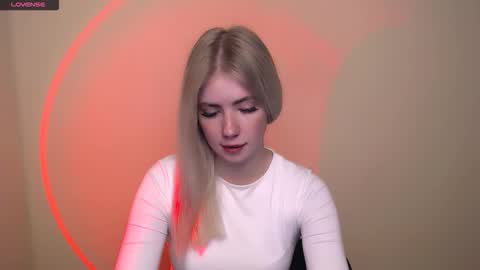 Snapshot of alicemeow_ chatting on 10.17.25 Alice online show from 10.17.25