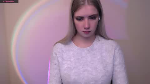 Snapshot of alicemeow_ chatting on 10.20.25 Alice online show from 10.20.25